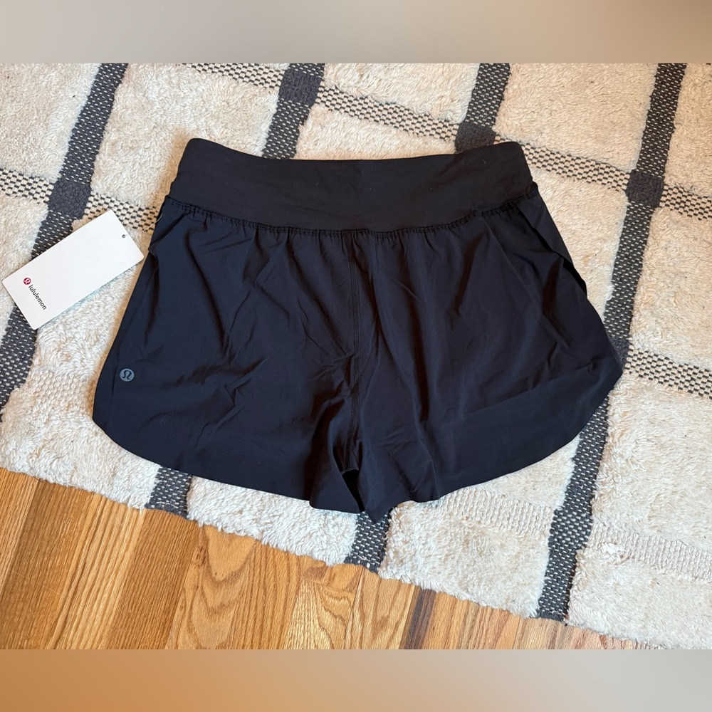 Lululemon Fast and Free shorts - Picture 4 of 6